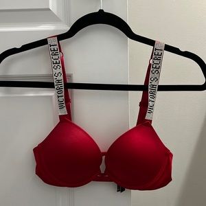 Victoria Secret Bra (push up)